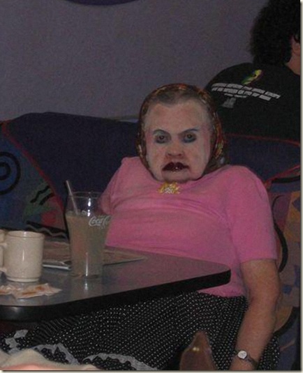 old_lady6cb8f9 enlarge old_lady6cb8f9 enlarge